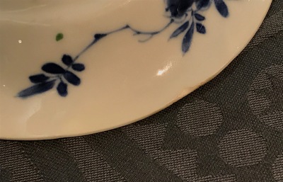 Quatre tasses et soucoupes en porcelaine de Chine famille verte, Kangxi