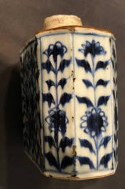 A Chinese Dehua blanc de Chine temple lion, a vase and a blue and white tea caddy, Kangxi and later