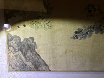 Een set van vier Chinese aquarellen van vogels bij bloesemtakken en kalligrafie, in kader, 19e eeuw