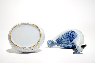 A Dutch Delft blue and white plover-shaped butter tub, 18th C.