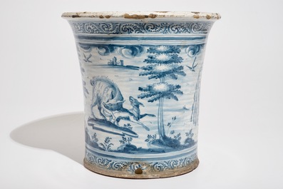 A large blue and white armorial jardiniere with fighting animals, Talavera, Spain, 17/18th C.