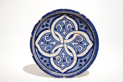 A blue and white Islamic pottery covered bowl and a dish, Northern Africa, Tunisia or Morocco, 19th C.