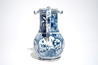 Een blauwwitte fopkan met chinoiserie decor, Delft of Rotterdam, gedat. 1734