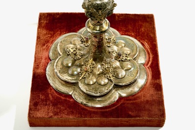 A gilt silver monstrance with inlaid semi-precious stones, dated 1614