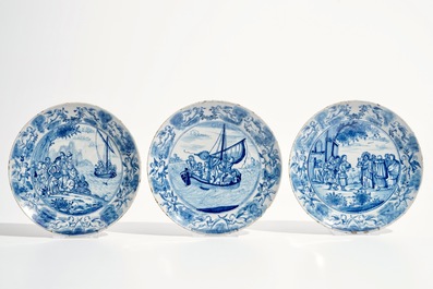 Sept assiettes en fa&iuml;ence de Delft bleu et blanc aux sujets religieux, 18&egrave;me