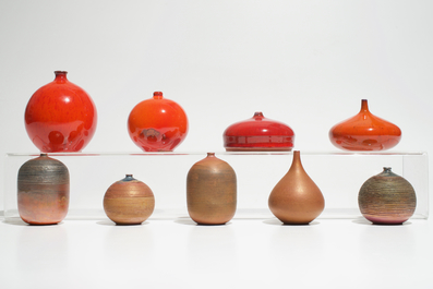 Neuf petits vases modernistes aux &eacute;maux rouges et bruns, Perignem et Amphora, 2&egrave;me moiti&eacute; du 20&egrave;me