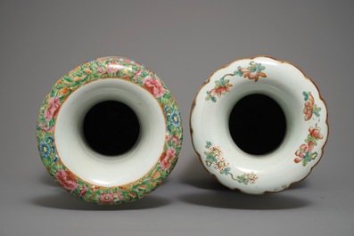 Deux grands vases en porcelaine de Chine famille rose, 19&egrave;me