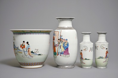 Four Chinese famille rose vases, Republic, 20th C.