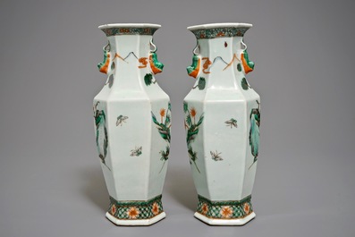 A pair of Chinese hexagonal famille verte vases with design of the immortal Magu, 19th C.