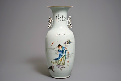 A Chinese qianjiang cai two-sided design vase, 19/20th C.