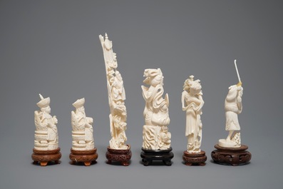 Six figures en ivoire sculpt&eacute; sur socles en bois, Chine, 19/20&egrave;me