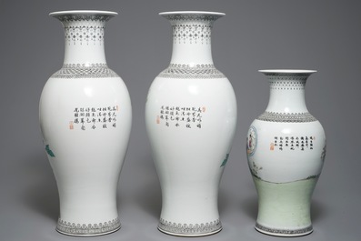 Trois vases en porcelaine de Chine famille rose, R&eacute;publique, 20&egrave;me