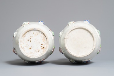 A pair of Chinese famille rose vases with applied design of antiquities, Republic, 1st half 20th C.