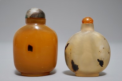 Two Chinese 'shadow' agate snuff bottles, 19/20th C.