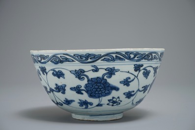 A Chinese blue and white lotus scroll bowl, Jiajing