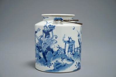 A large Chinese blue and white 'elephant parade' teapot and cover, 19th C.