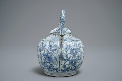 A Chinese blue and white kraak porcelain wine jug and cover with precious objects and flowers, Wanli