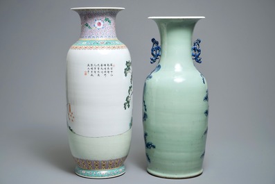 Un vase en porcelaine de Chine famille rose, R&eacute;publique, et un vase &agrave; fond c&eacute;ladon, 19&egrave;me