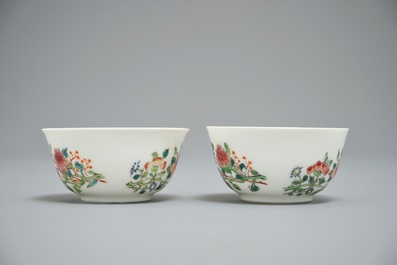 A pair of fine Chinese famille rose cups and saucers with floral design, Yongzheng