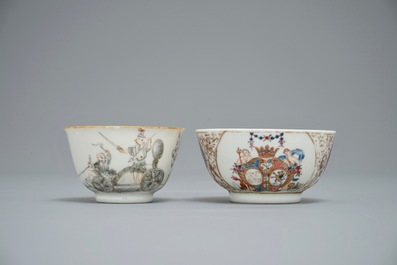 Twee Chinese famille rose en grisaille export koppen en schotels, Qianlong