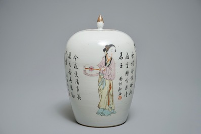 Een Chinese qianjiang cai dekselvaas met vrouwelijke mythologische figuren, 19/20e eeuw