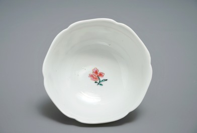 A fine Chinese famille rose cup and saucer with roosters, Yongzheng