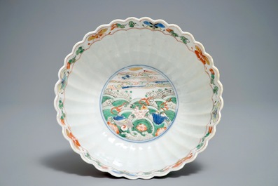 A lobed Chinese famille verte bowl with 'shells' design, Kangxi