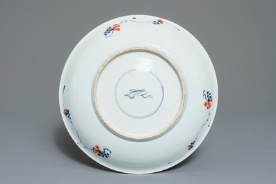 A Chinese verte-Imari dish with floral design, Kangxi