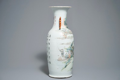 A fine Chinese qianjiang cai vase with figures in a landscape, 19/20th C.