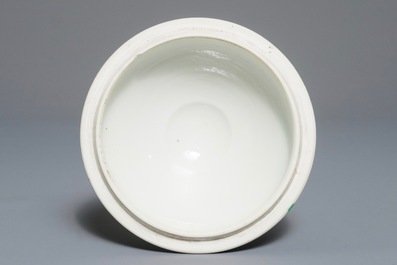 A pair of Chinese Canton famille rose covered bowls, 19th C.