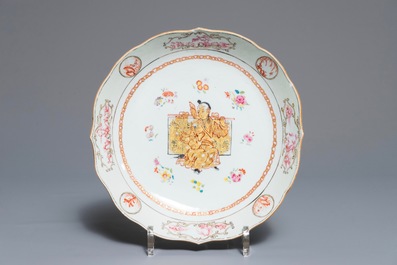 Three Chinese famille rose plates and an oval dish, 18/19th C.