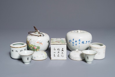 A varied collection of Chinese famille rose and qianjiang cai porcelain, 19th C.