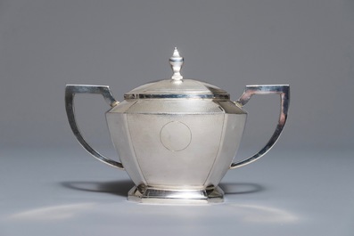 A Chinese silver art deco tea service on tray, Republic, 1st half 20th C.