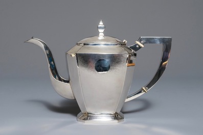 A Chinese silver art deco tea service on tray, Republic, 1st half 20th C.