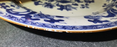 Six Chinese blue and white 'Pompadour' plates, Qianlong