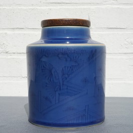 A Chinese monochrome blue tea caddy with underglaze design, Kangxi