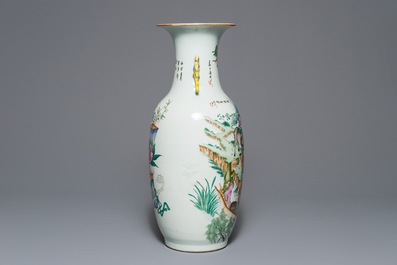 A Chinese famille rose two-sided design vase, 19/20th C.