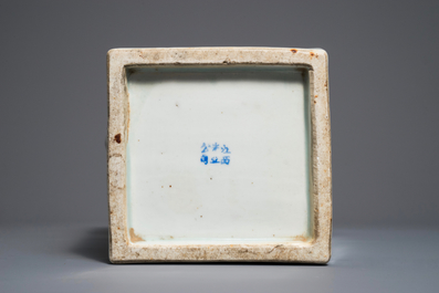 A square Chinese qianjiang cai vase, early 20th C., Jiangxi Porcelain Company mark