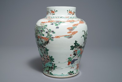 A Chinese famille verte Kangxi-style vase, 19/20th C.