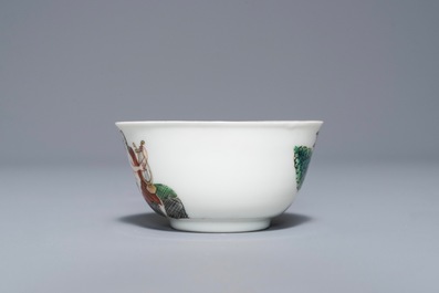 Une tasse et soucoupe en porcelaine de Chine &agrave; d&eacute;cor de Pan jouant la lyre, Qianlong