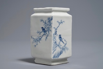 A Chinese blue and white lozenge-shaped vase with birds on branches, 20th C.