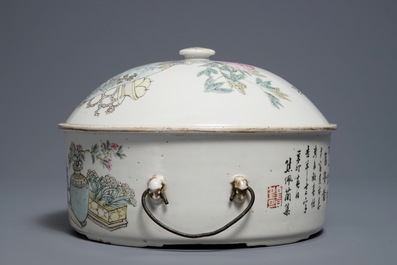 A round Chinese qianjiang cai tureen and cover, 19/20th C.