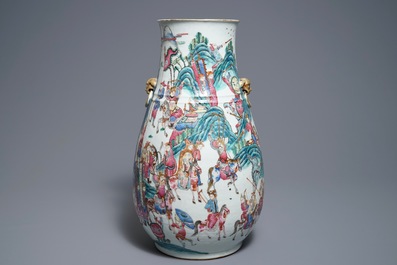 A large Chinese famille rose hu vase with warrior scenes, 19th C.