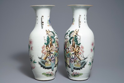 A pair of Chinese famille rose two-sided design vases, 19/20th C.