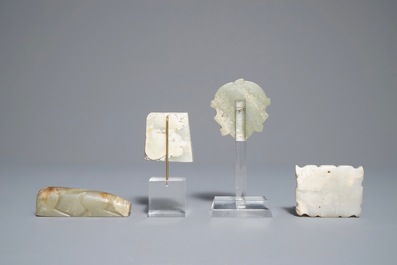 Four various Chinese archaic jade carvings, 19/20th C.