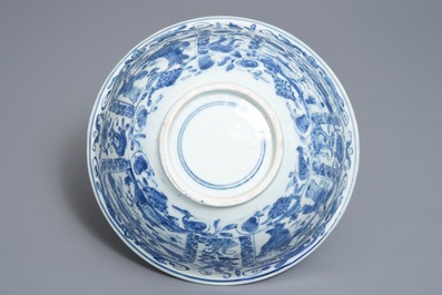 A Chinese blue and white figurative panel bowl, Wanli