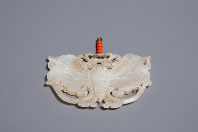 A Chinese white jade butterfly button, Ming/Qing