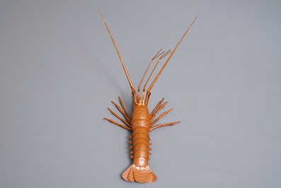 Un okimono 'jizai' en cuivre figurant une langouste, sign&eacute; Myochin, Showa, 20&egrave;me