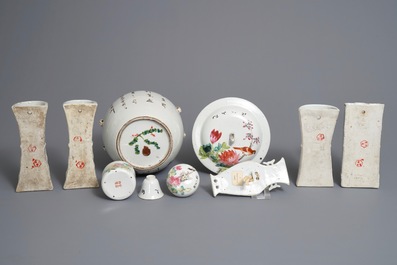 A group of various Chinese famille rose and qianjiang cai wares, 19/20th C.