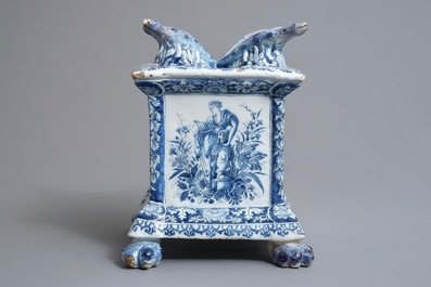 A Dutch Delft blue and white tulip vase base, late 17th C.